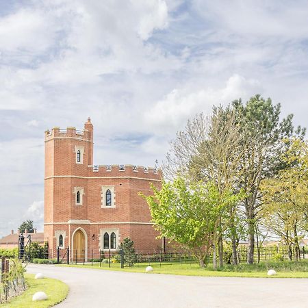 Saint Osyth South Lodge, St Osyth Priory מראה חיצוני תמונה